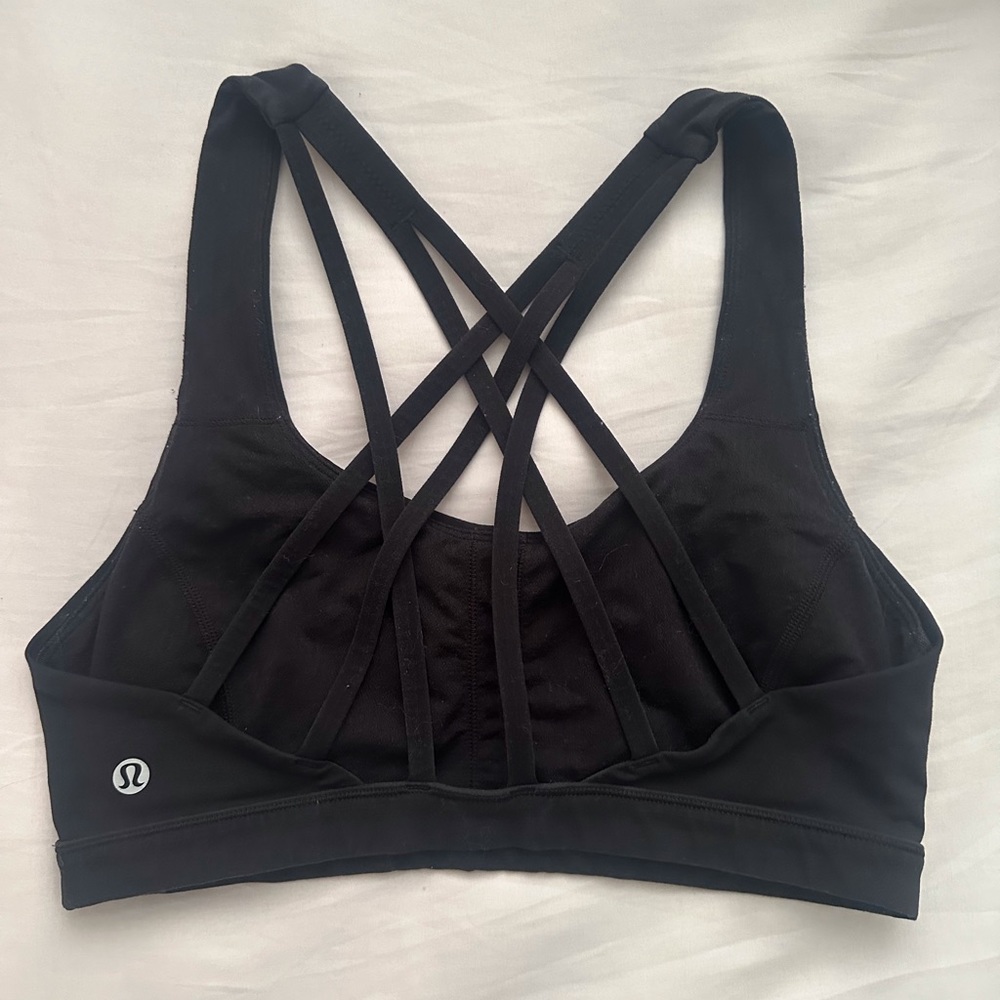 Lululemon sports bra